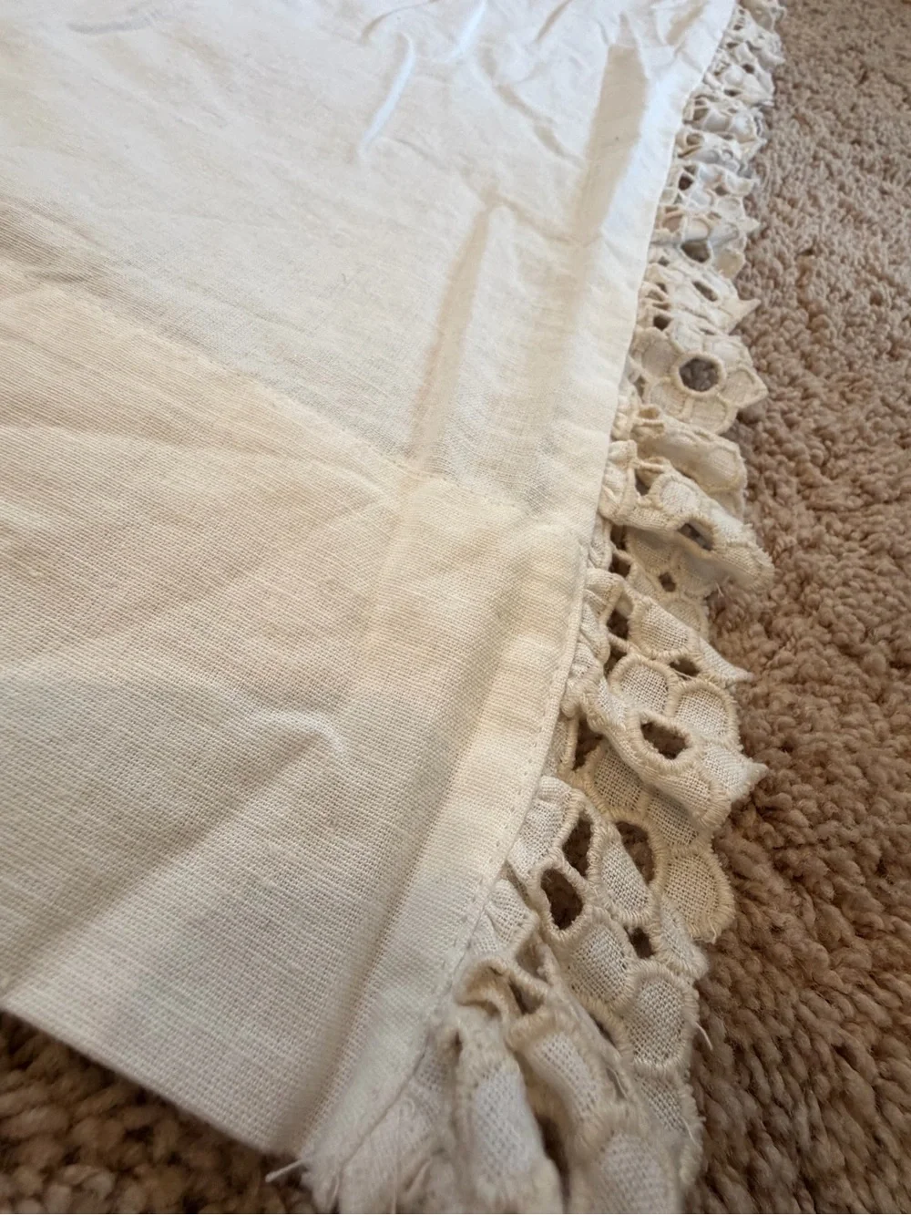 Anthropologie cotton embroidered floral edge curtain panel 69 x 50 white lace